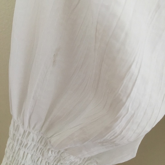 ✨NWOT✨ White romantic medieval top - Picture 6 of 6